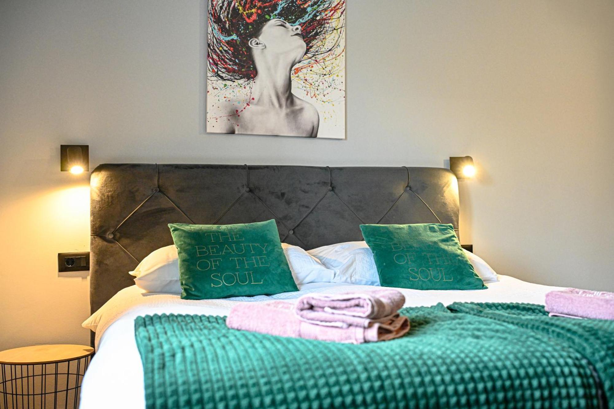 Solemar Luxury Rooms Free Parking Zara Esterno foto