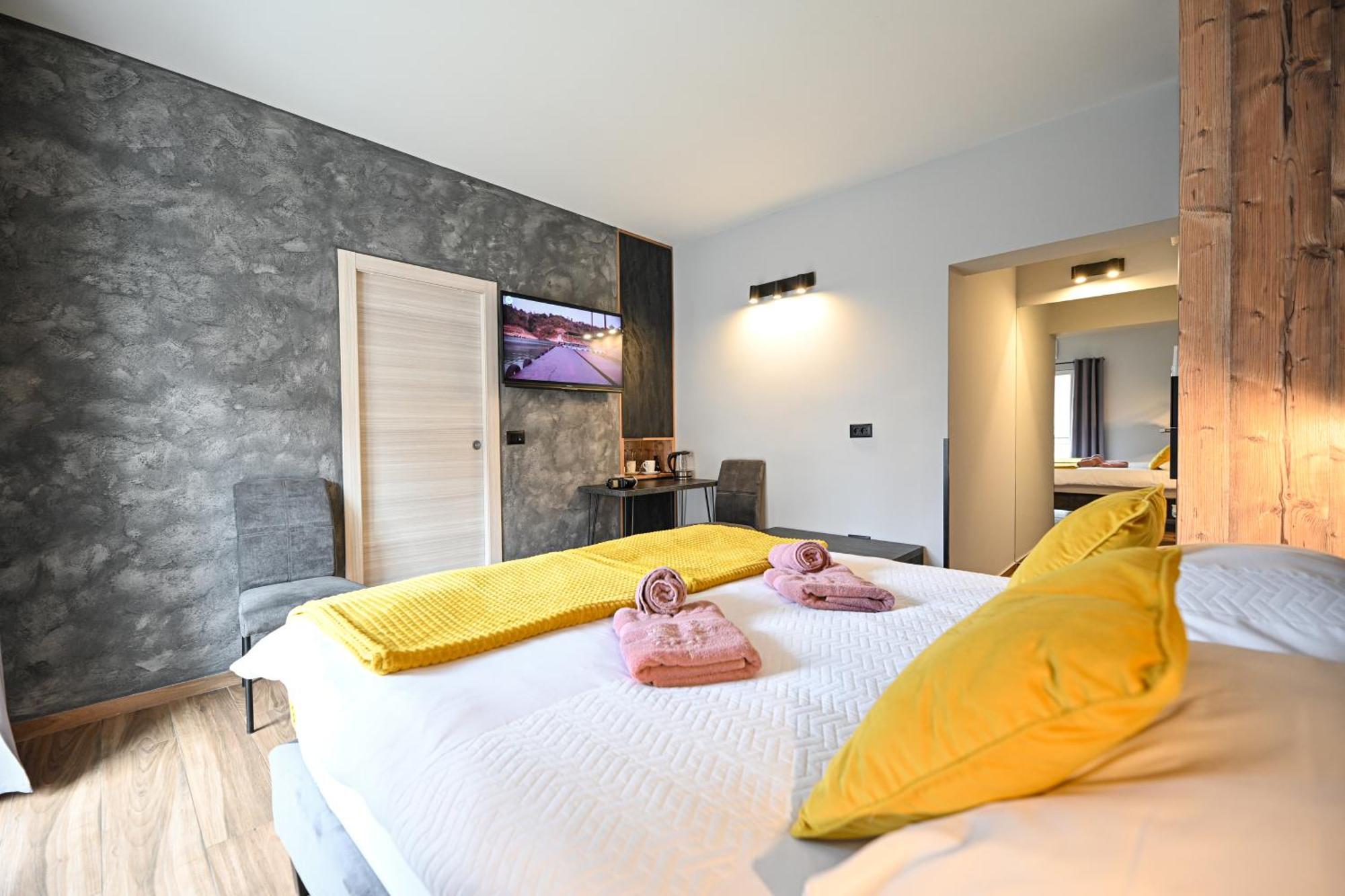Solemar Luxury Rooms Free Parking Zara Esterno foto