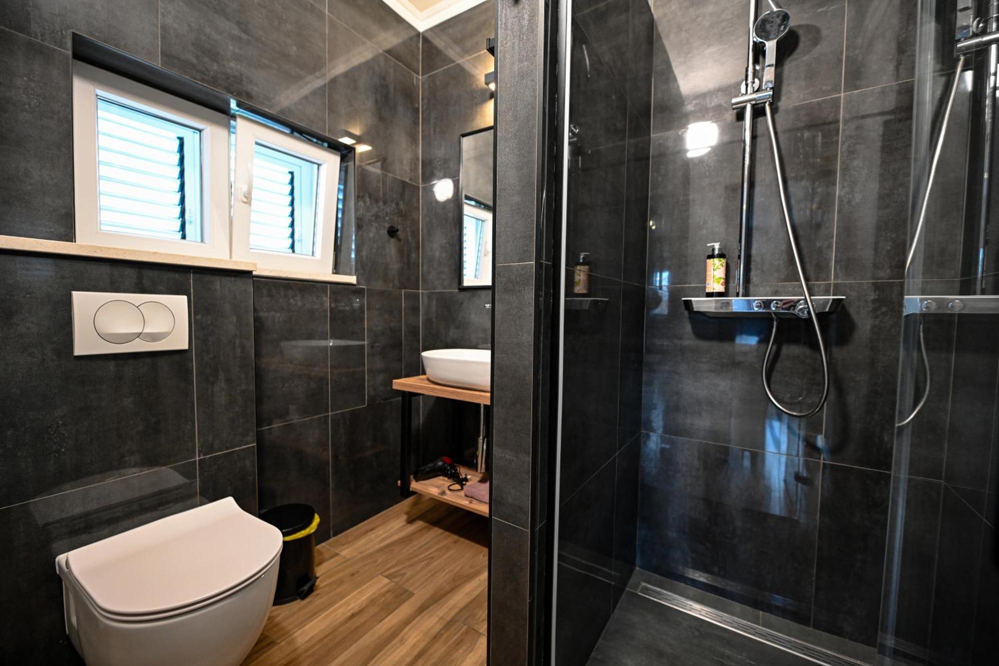 Solemar Luxury Rooms Free Parking Zara Esterno foto